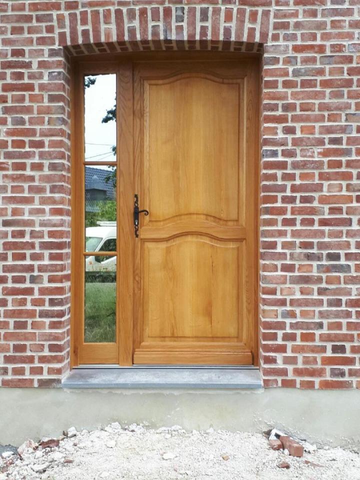 Porte de style Bruille-Saint-Amand