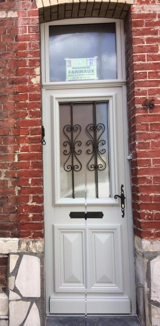 Porte d'antan Bruille-Saint-Amand.