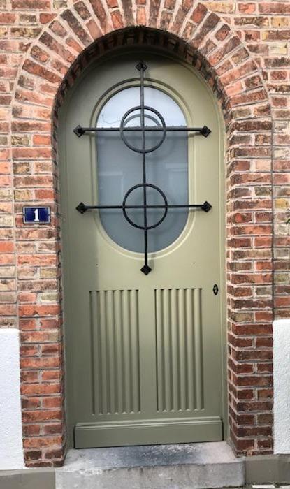 Porte de style Bruille-Saint-Amand